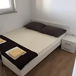 Apartament House With Sea View *
