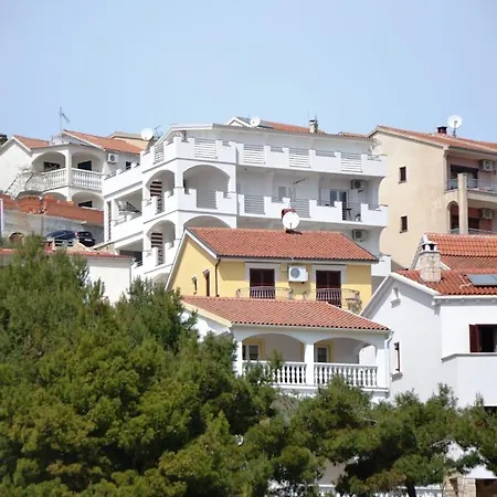 Lägenhet House With Sea View Drage