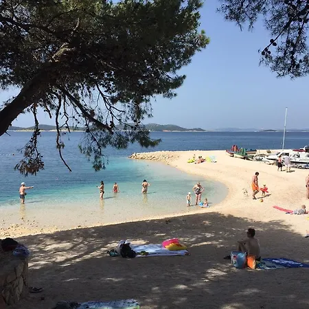 Lägenhet House With Sea View Drage