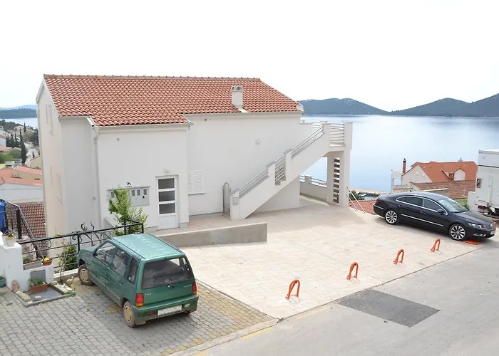 House With Sea View Drage