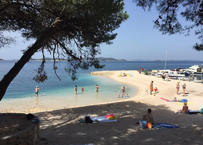 Lägenhet House With Sea View Drage